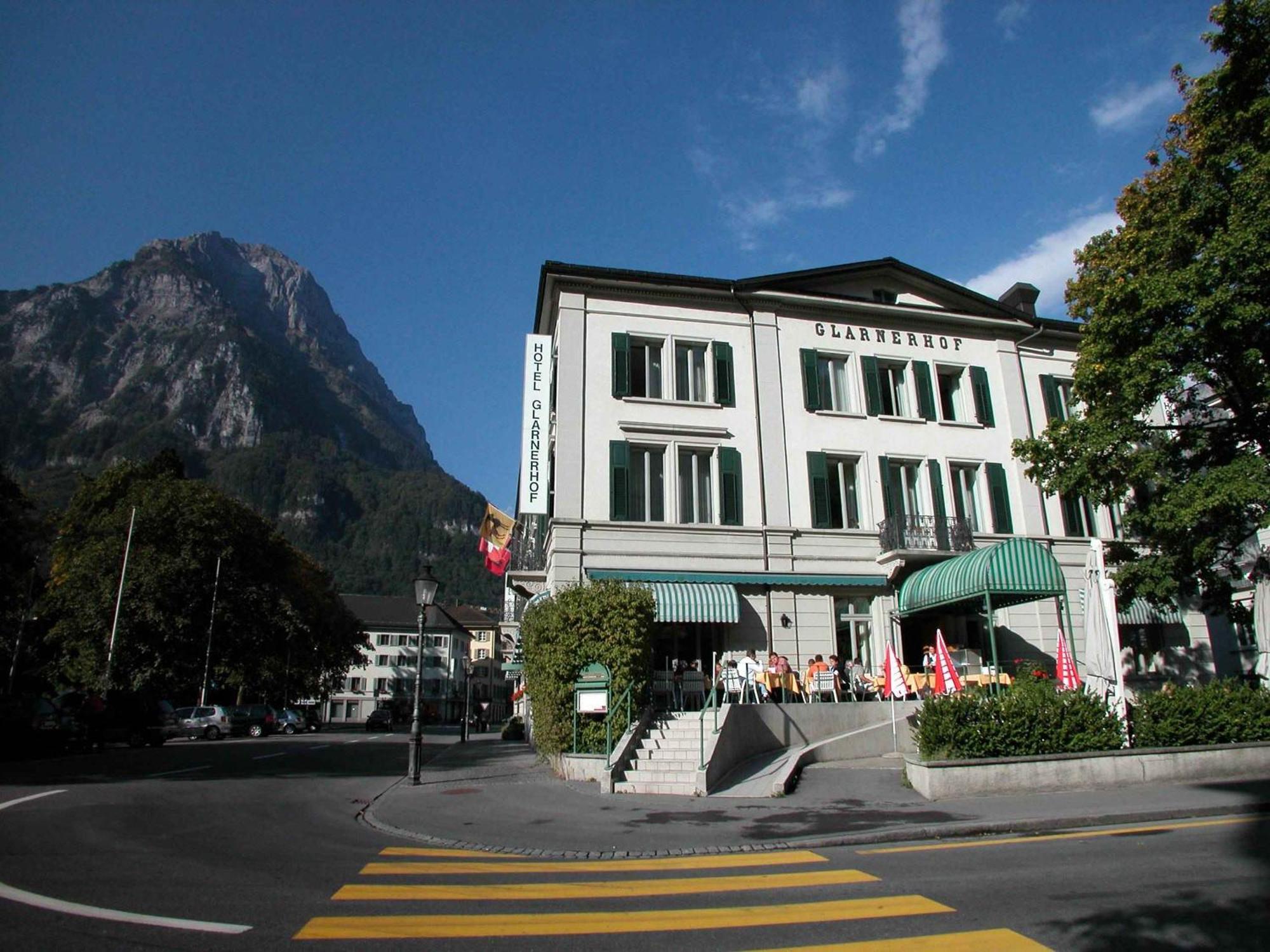 Hotel Post Glarnerhof Glarus Esterno foto