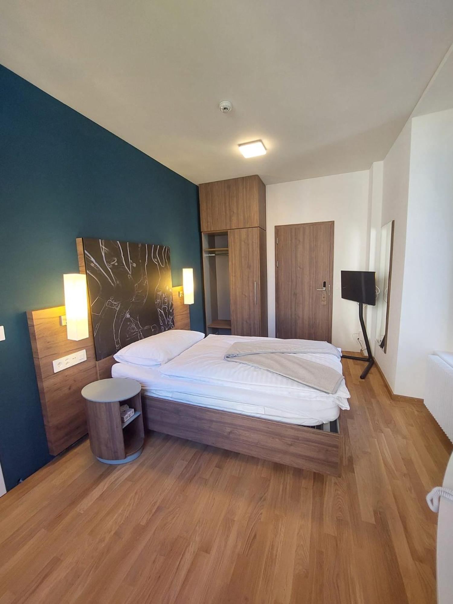 Hotel Post Glarnerhof Glarus Esterno foto